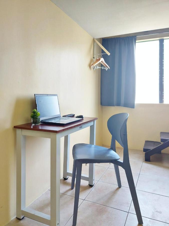 Airobedz Manila - A Value Hotel Dış mekan fotoğraf