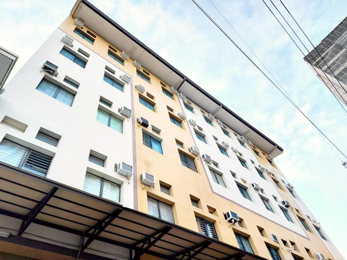 Airobedz Manila - A Value Hotel Dış mekan fotoğraf