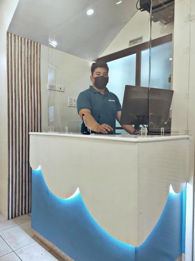Airobedz Manila - A Value Hotel Dış mekan fotoğraf