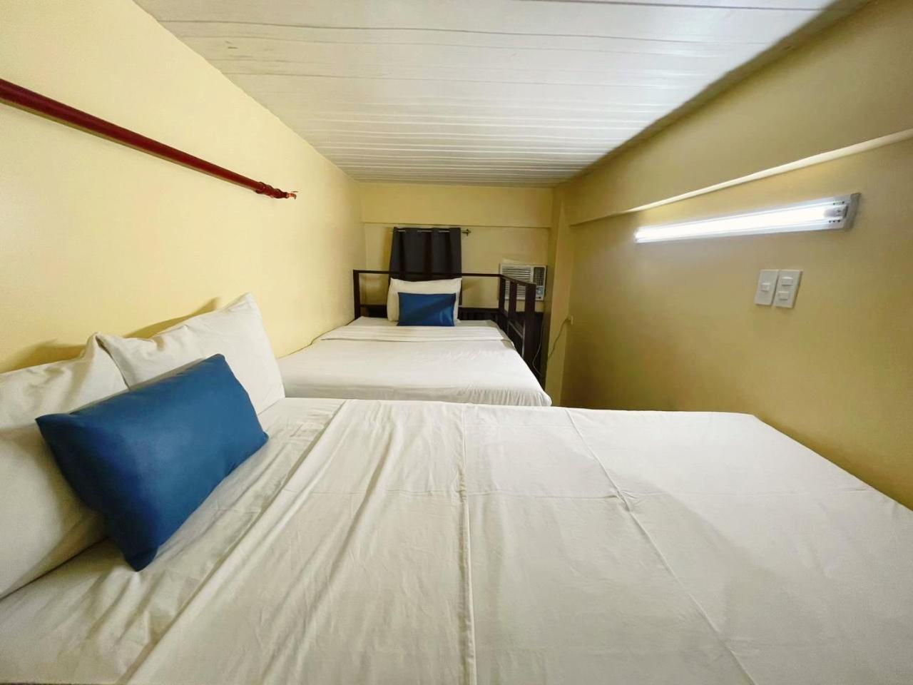 Airobedz Manila - A Value Hotel Dış mekan fotoğraf