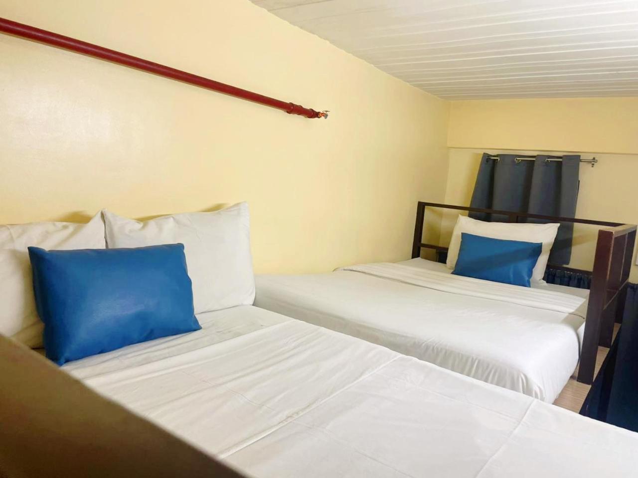 Airobedz Manila - A Value Hotel Dış mekan fotoğraf