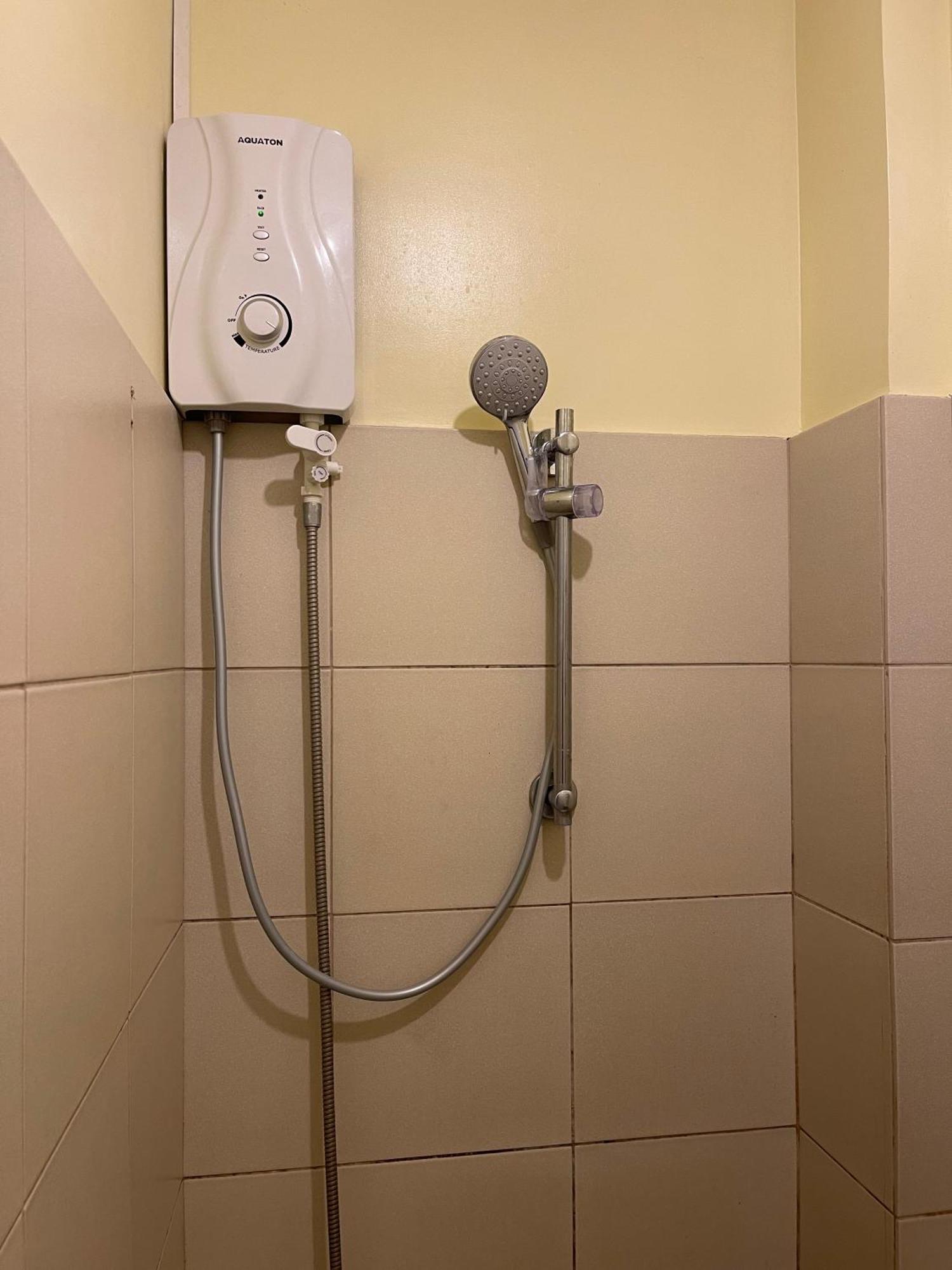 Airobedz Manila - A Value Hotel Dış mekan fotoğraf